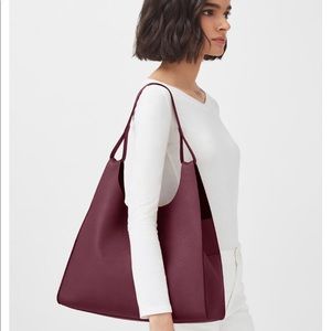 Cuyana Oversized Double Loop Bag — Merlot